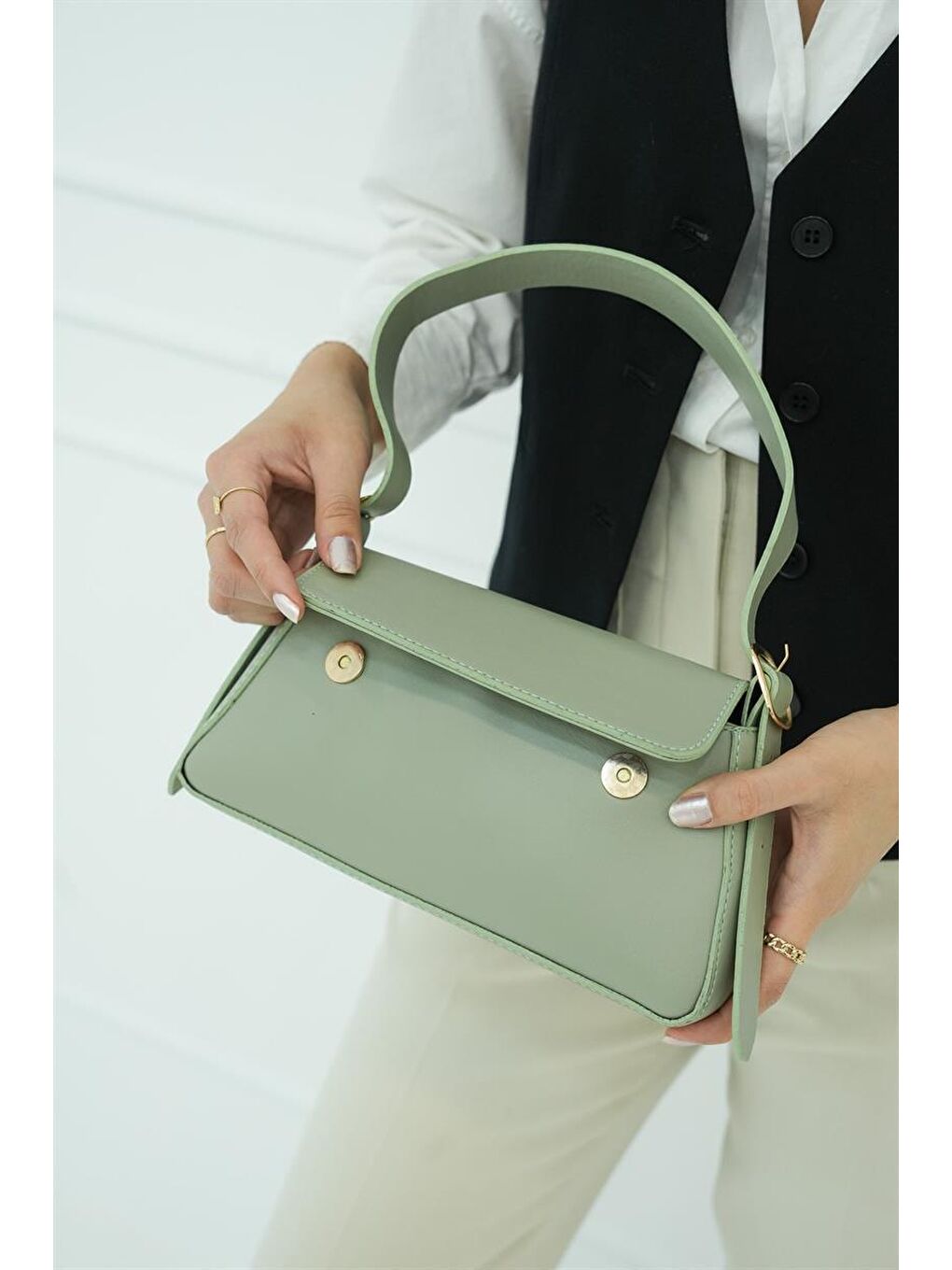 Yeşil Alba Sade Tasarım Kapaklı Kadın Kol Çantası - Mint-3