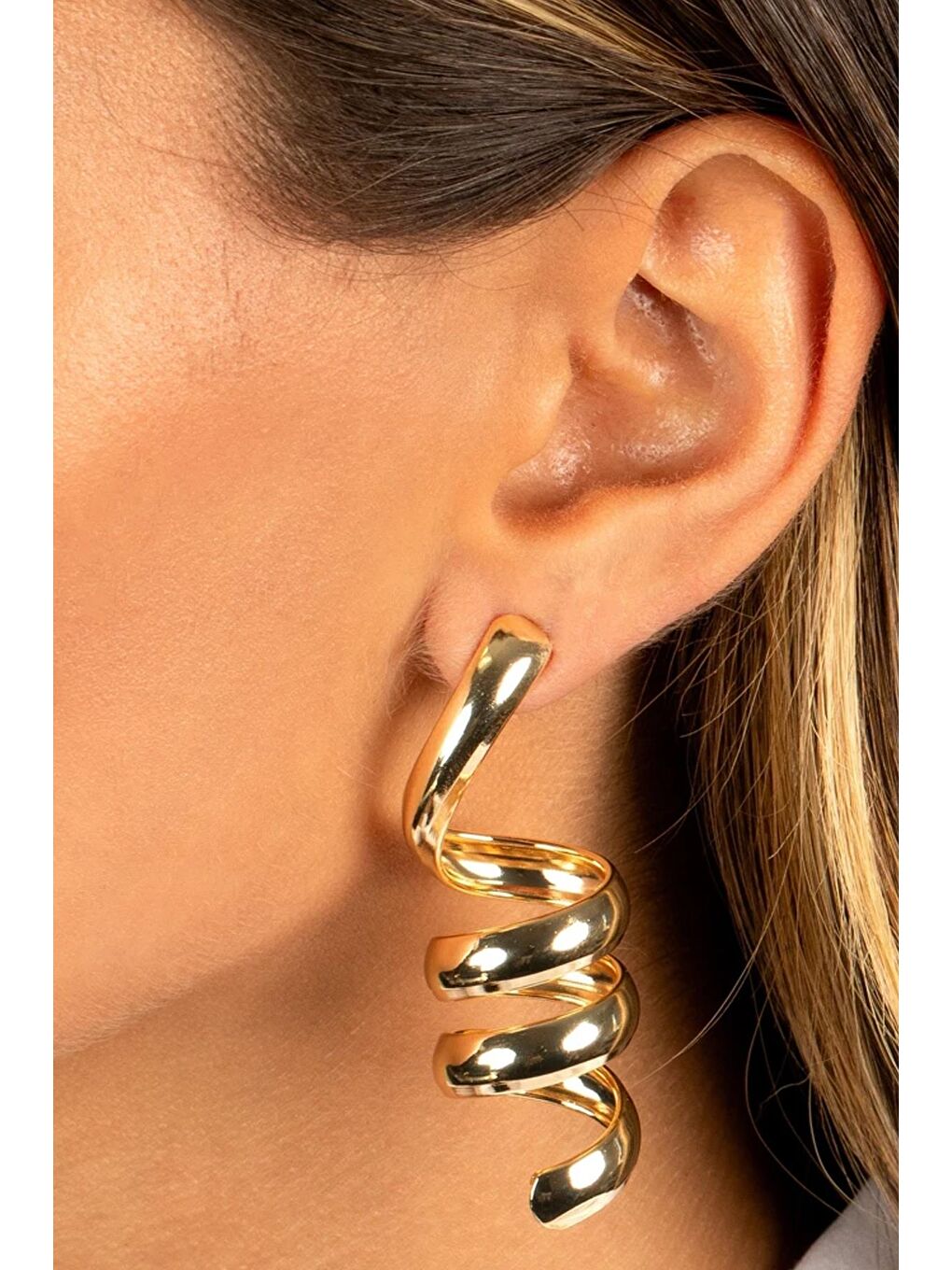 Sarı Minimalist Spiralism Sallantılı Küpe-5