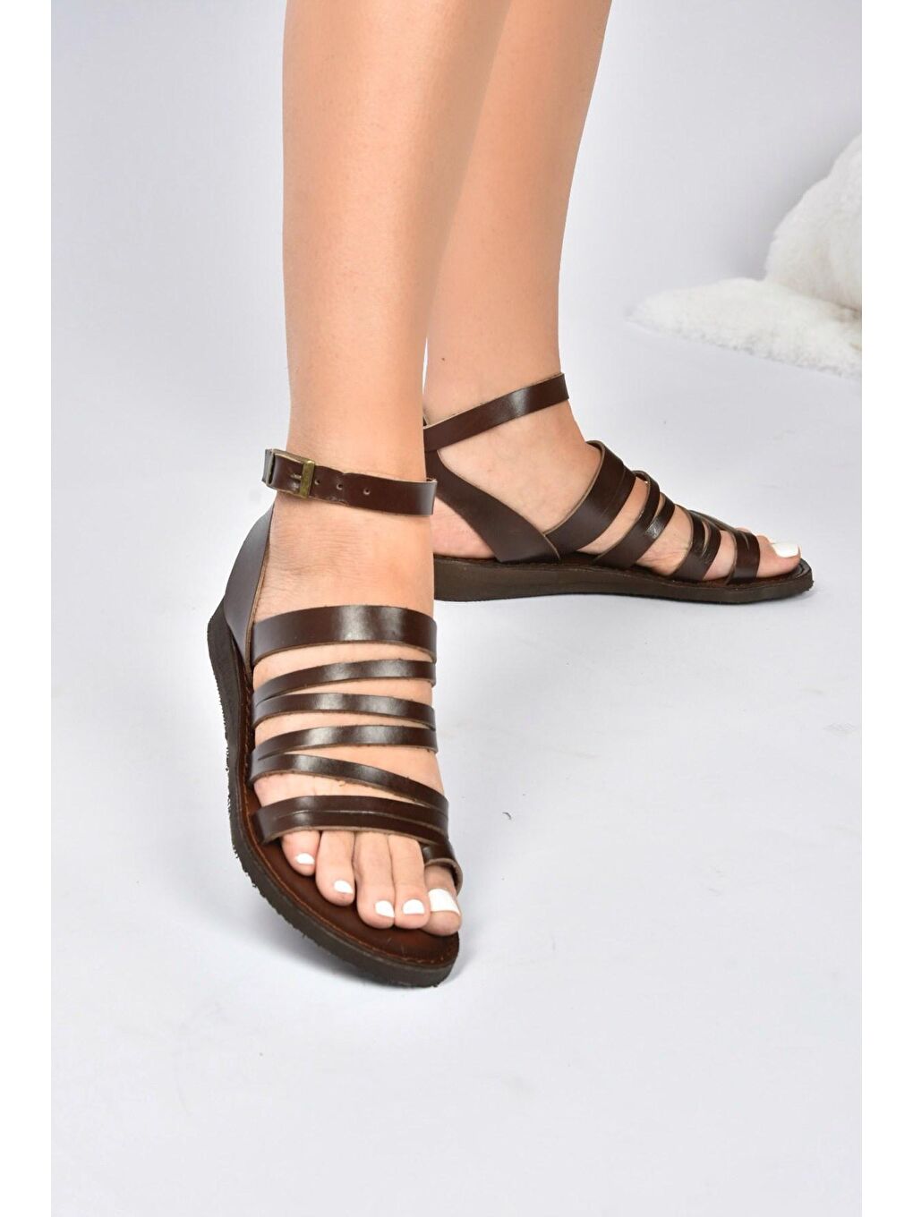 Kahverengi Hakiki Deri Kadın Sandalet K374680403-1