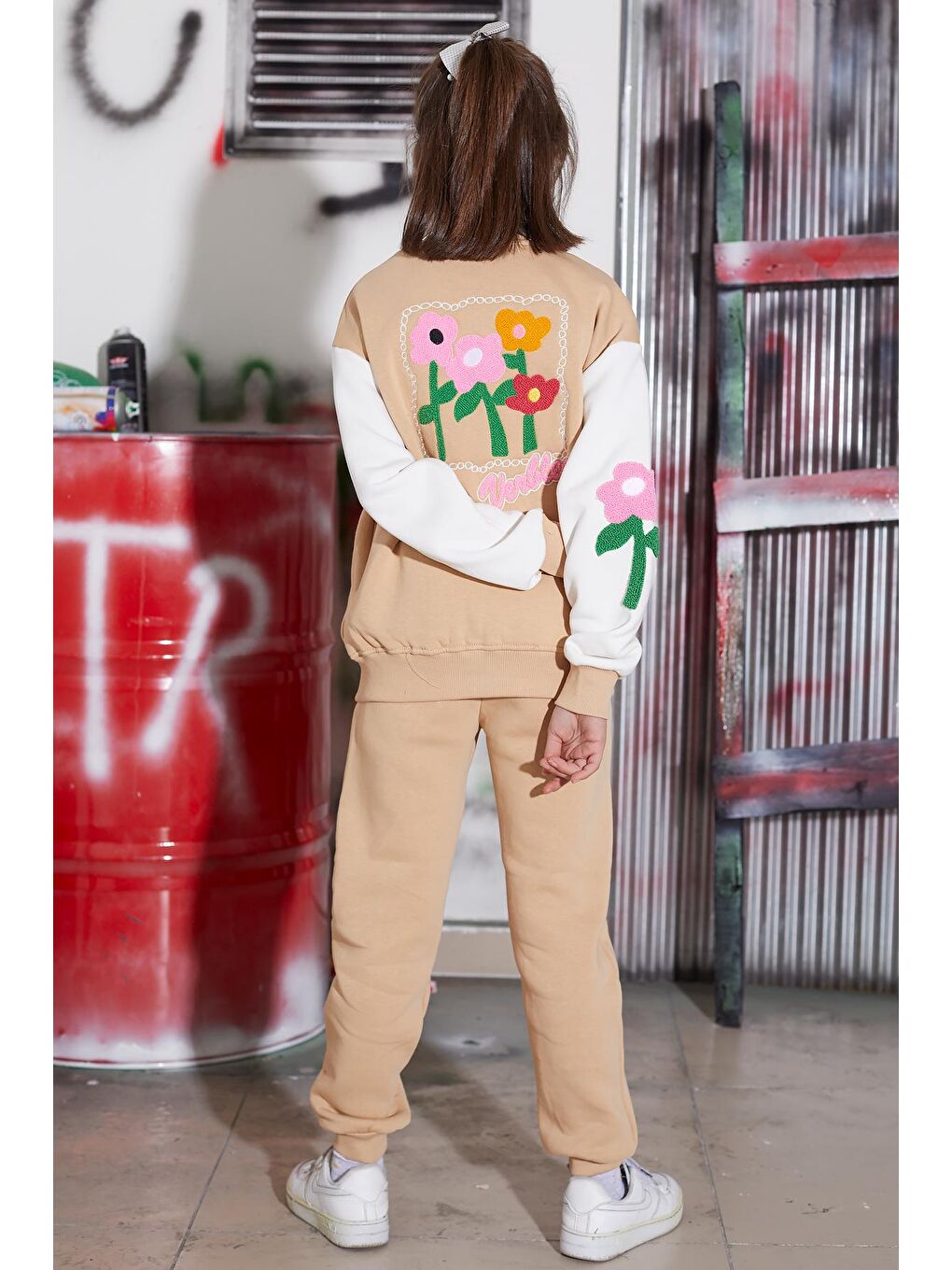 Ekru Krem Çiçekli Kolej Ceketli Kız Çocuk Şardonlu Eşofman Takımı 16820-4