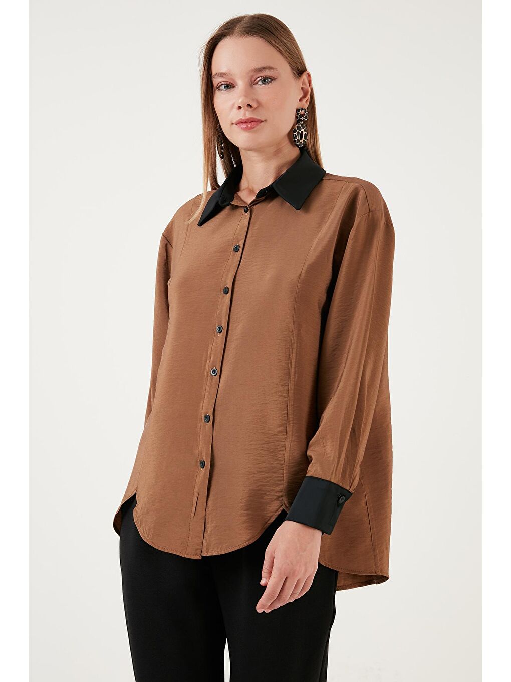 Lela Camel-Kahverengi Asimetrik Kesim Oversize Fit Dokuma Gömlek 611GO0178 - 1