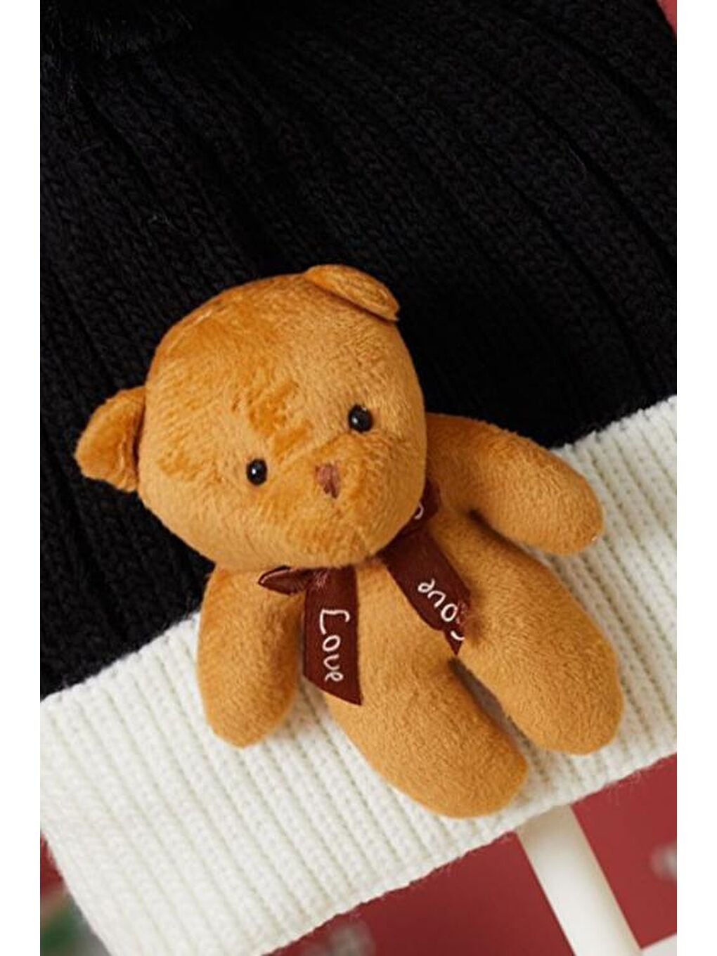 Siyah Sevimli Ayıcıklı Renkli Ponponlu Çocuk Bere 17235-3