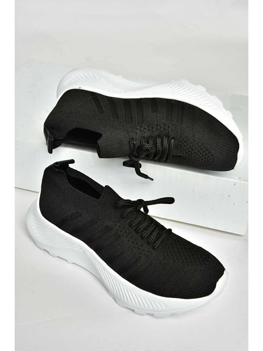 U2390040 Siyah/Beyaz Kadın Sneakers-1