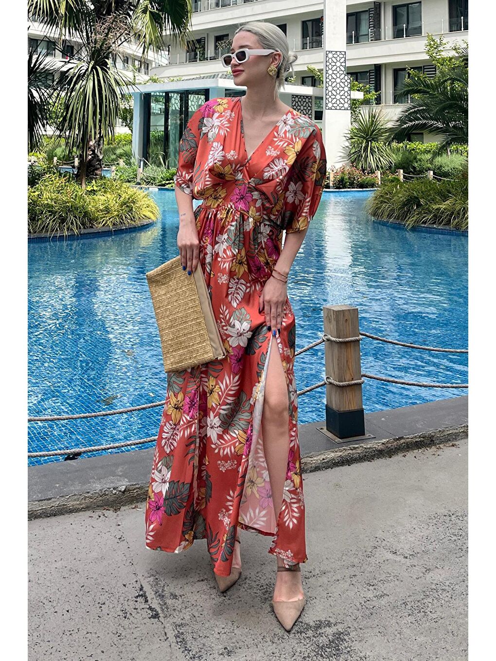 Pembe Desenli Yırtmaç Detaylı Uzun Elbise MG1698-2