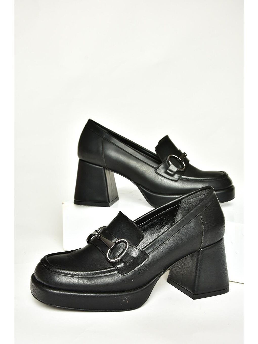 T5696138 Siyah Kadın Topuklu Ayakkabı-1