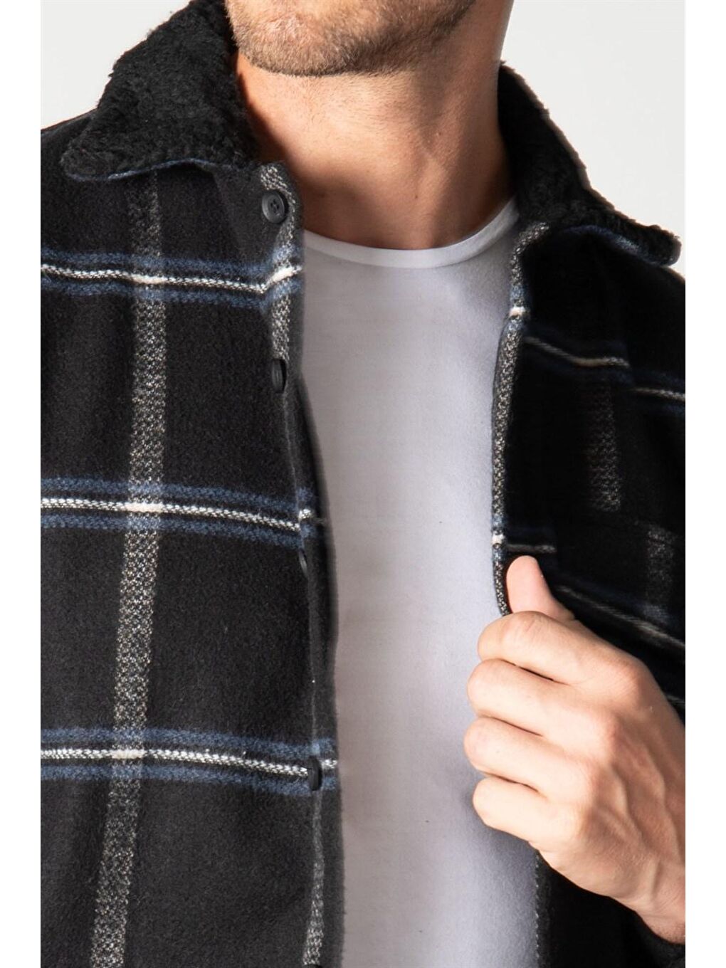 Siyah Peluş Yaka Erkek Renkli Gömlek-2