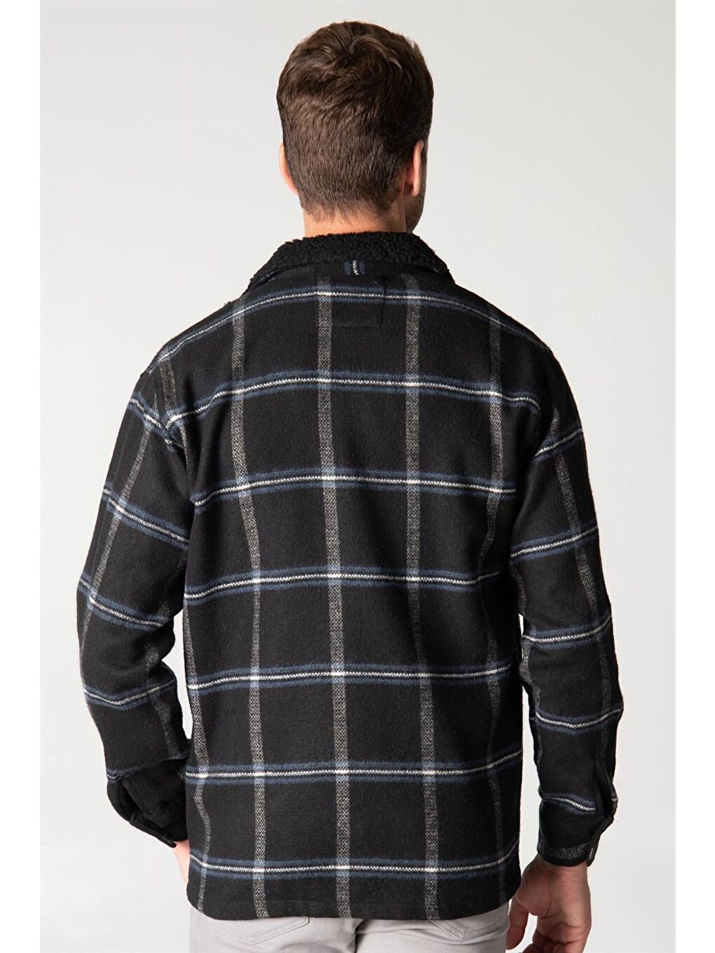 Siyah Peluş Yaka Erkek Renkli Gömlek-3