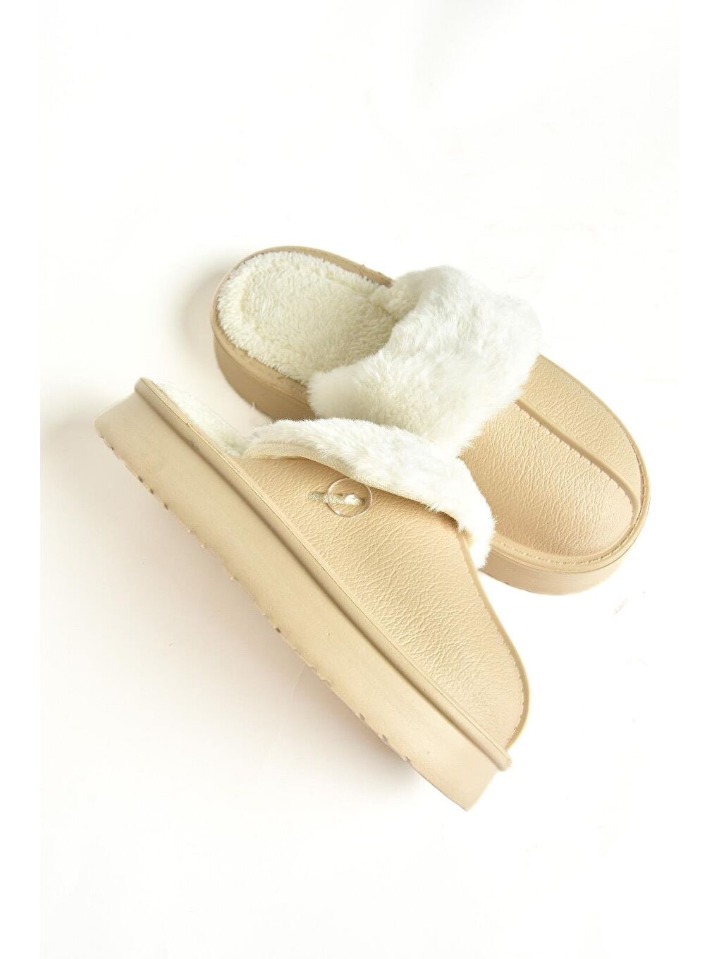 Fox Shoes T918264209 Bej Kadın Terlik - 3