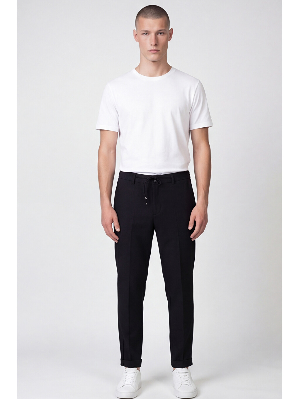 Giotelli Erkek Siyah Dar Kesim Slim Fit Viskon Dokuma Yan Cep Bağcıklı Bel Pantolon-1