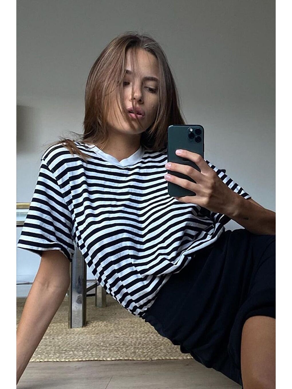 Siyah Çizgili Bisiklet Yaka Tişört Mg1656