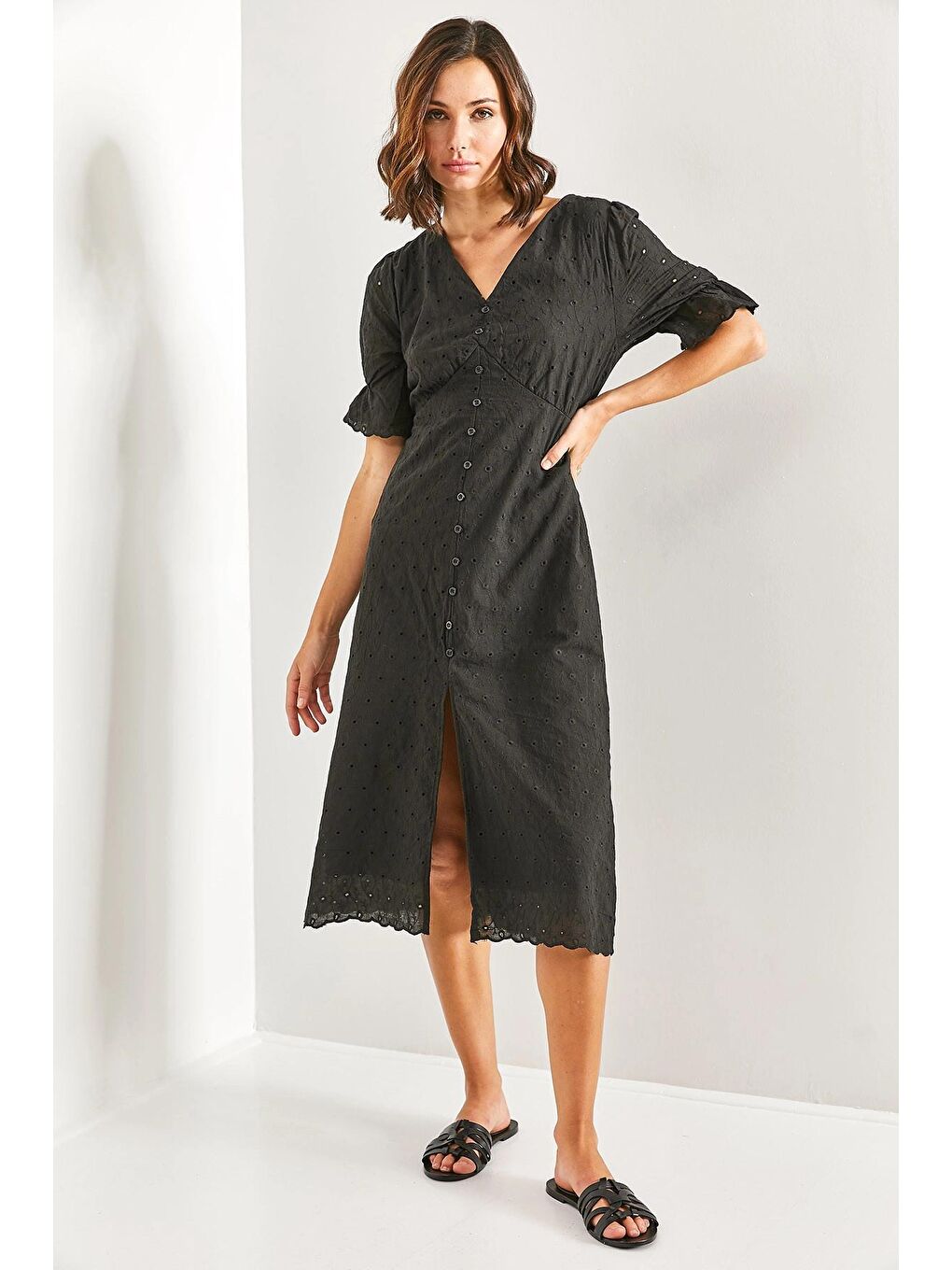 Siyah Kadın Önden Düğmeli Fisto Elbise-3