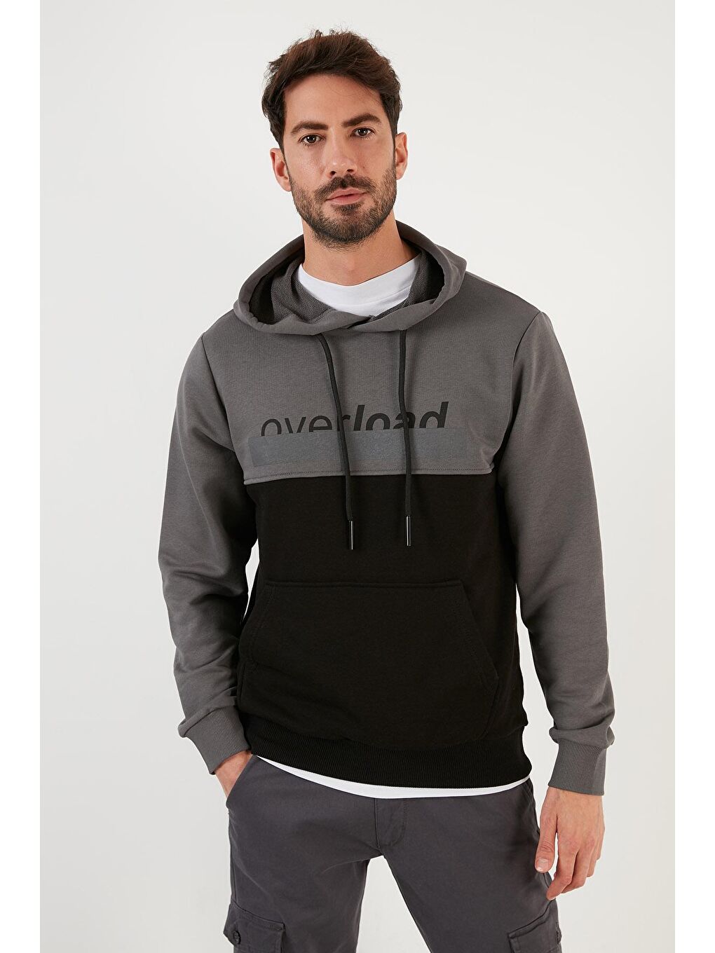 Siyah Pamuklu Kanguru Cepli Renk Blok Detaylı Kapüşonlu Erkek Sweatshirt 5905231-1