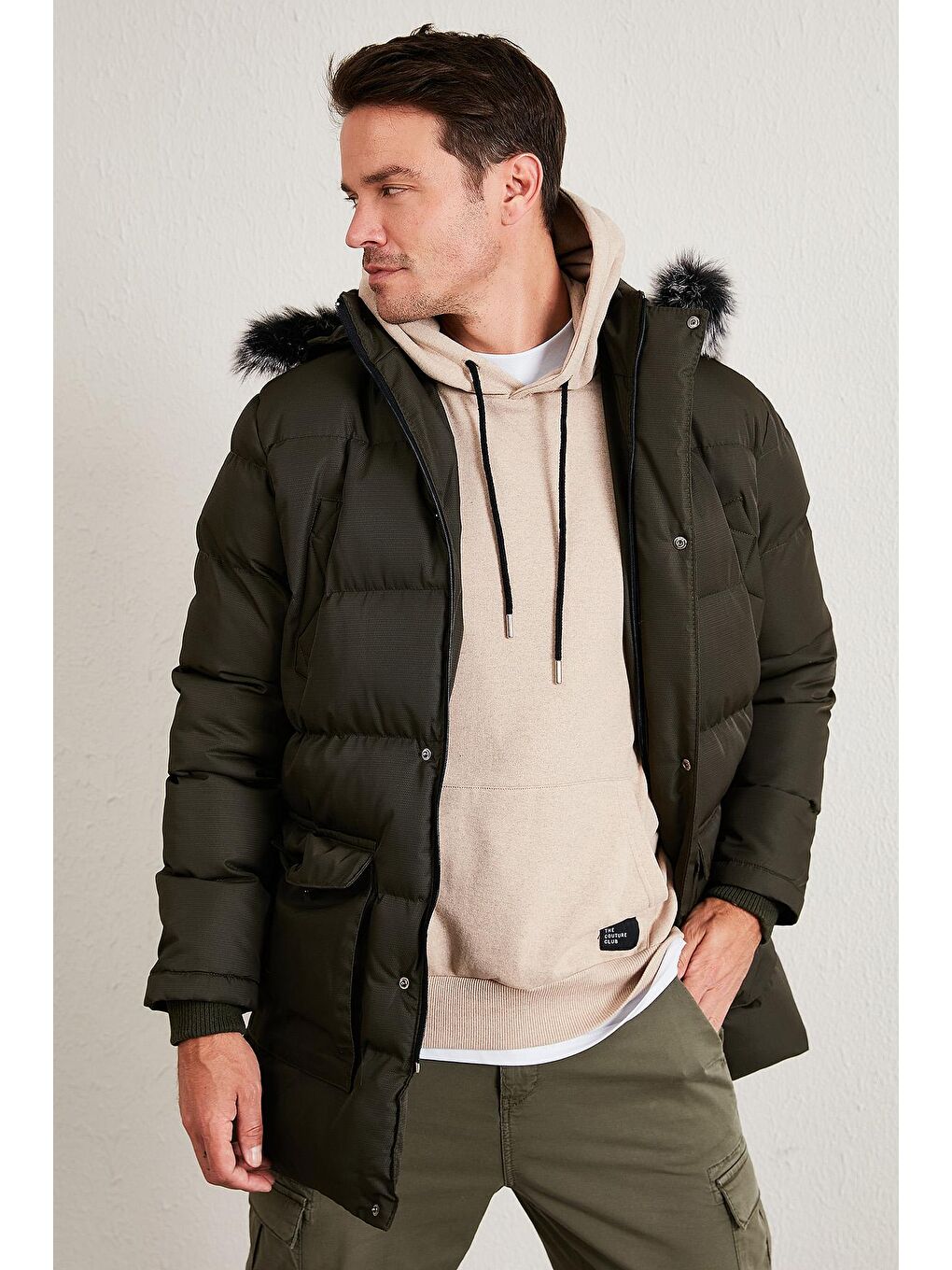 Haki Yakası Suni Kürklü Çıkarılabilir Kapüşonlu Slim Fit Uzun Şişme Mont 5761050-2