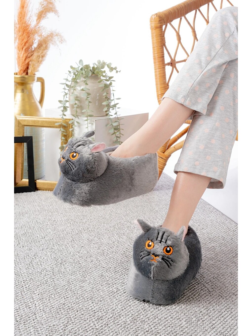 Gri Kedi Figürlü Pelüş Panduf Ev Pandufu Unisex-1