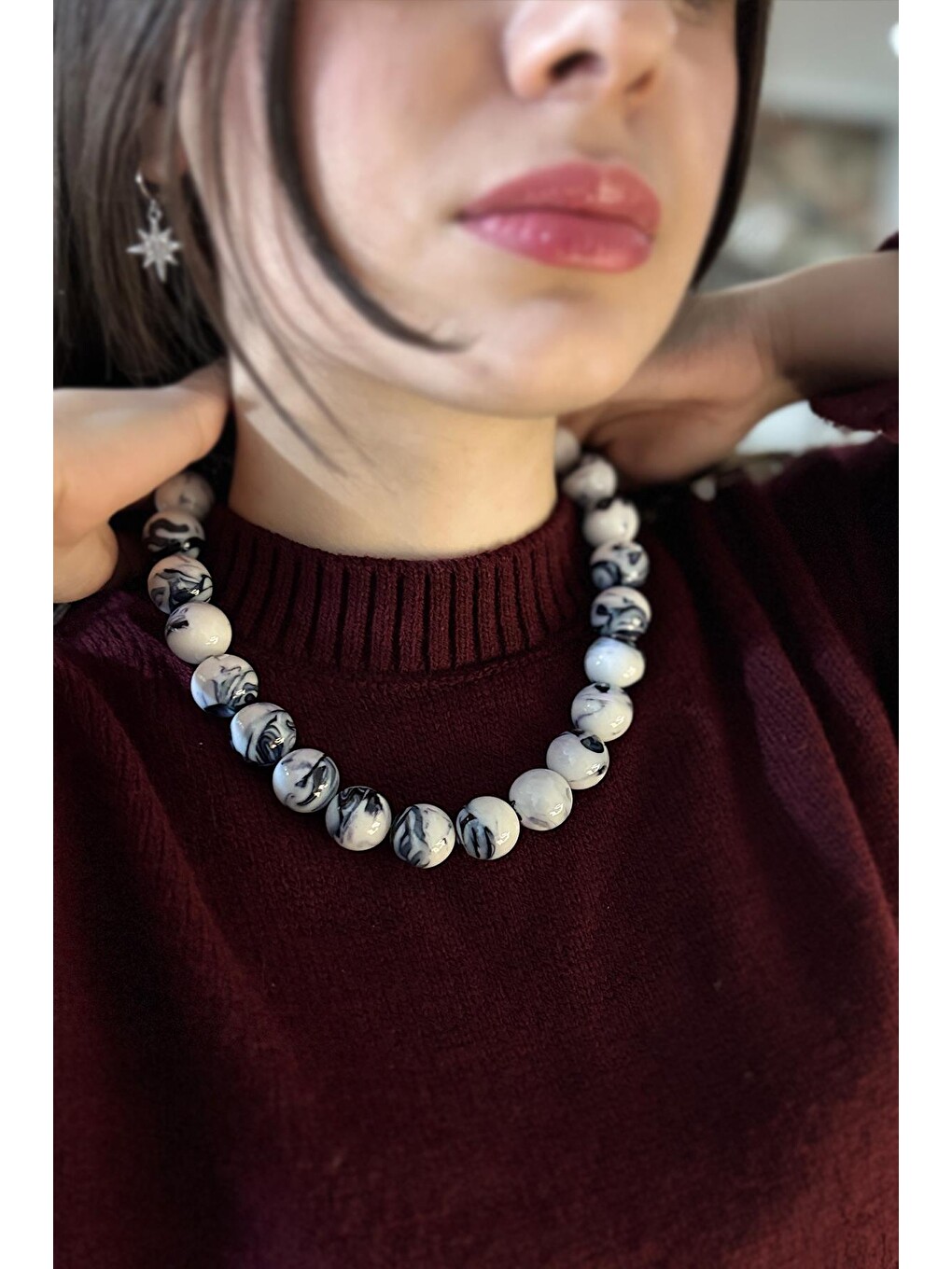 Gri Büyük Boncuklu Kadın Kolye - 20mm Boncuklu-1