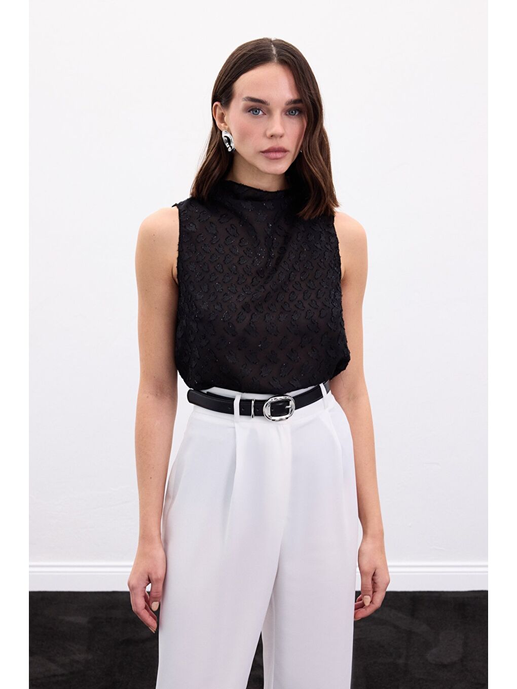 Kolsuz Dokulu Bluz - Siyah-3