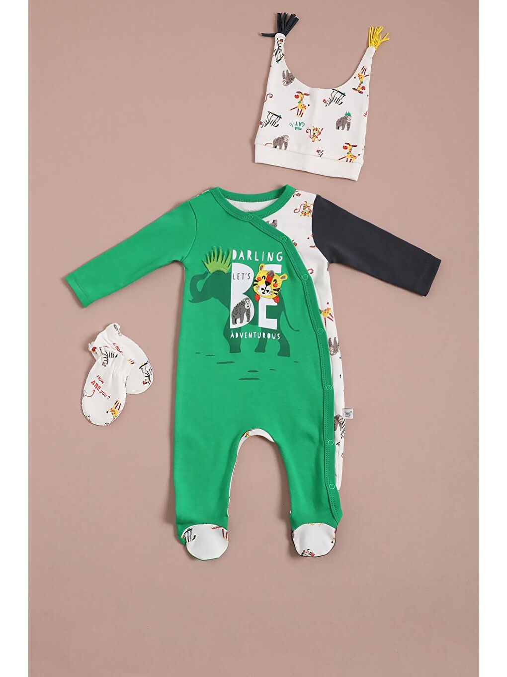 Yeşil Kaplan Baskılı Şapkalı Erkek Bebek Tulum Takımı 16130
