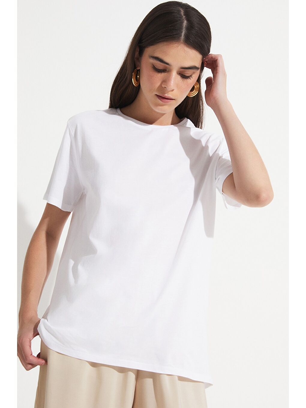 Beyaz Pamuk Regular/Normal Kalıp Kısa Kollu Basic Bisiklet Yaka Örme Tişört-3