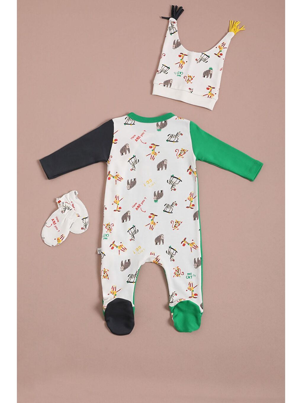 Yeşil Kaplan Baskılı Şapkalı Erkek Bebek Tulum Takımı 16130-4