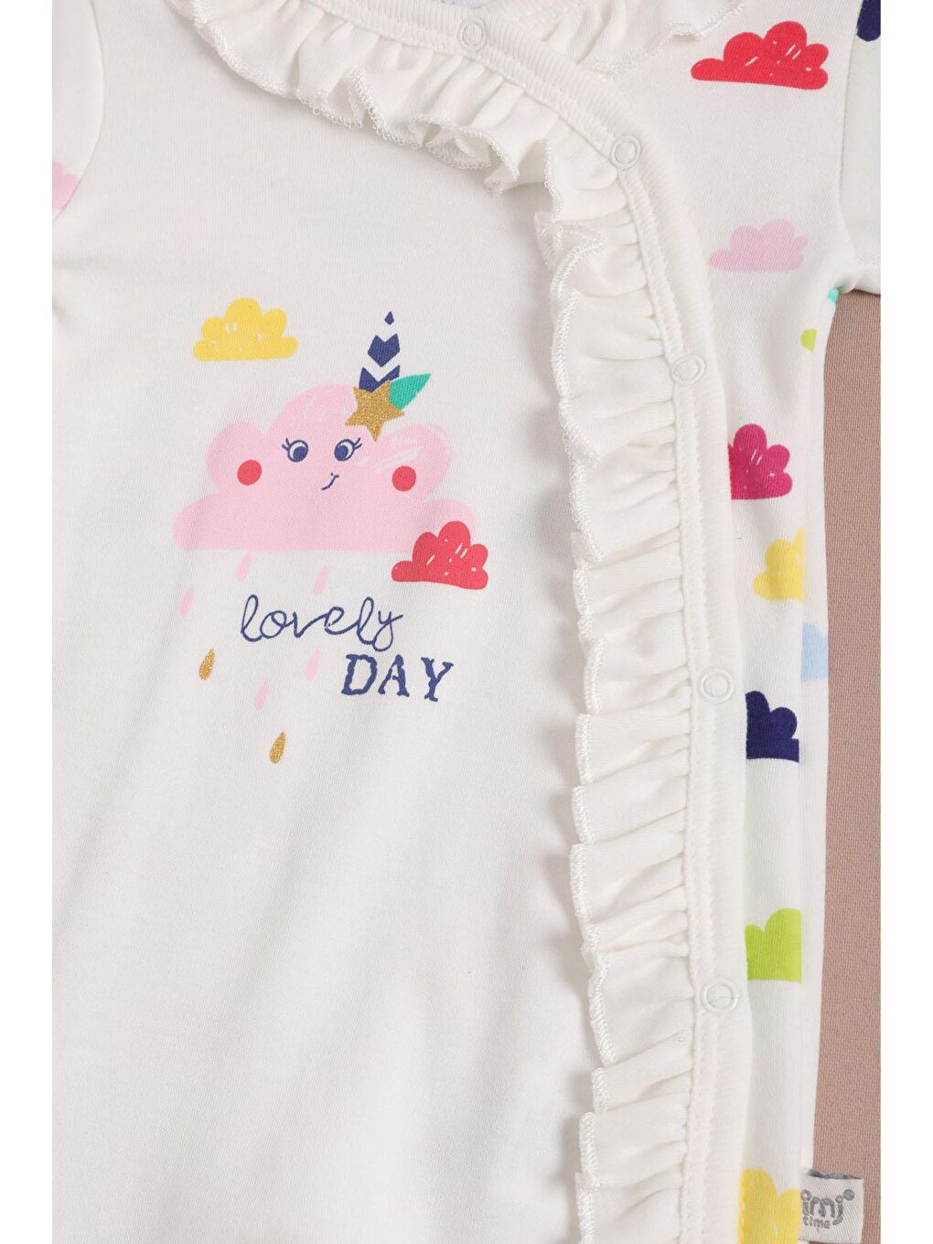 Beyaz Sevimli Bulut Baskılı Kız Bebek Tulum Takımı 16133-1