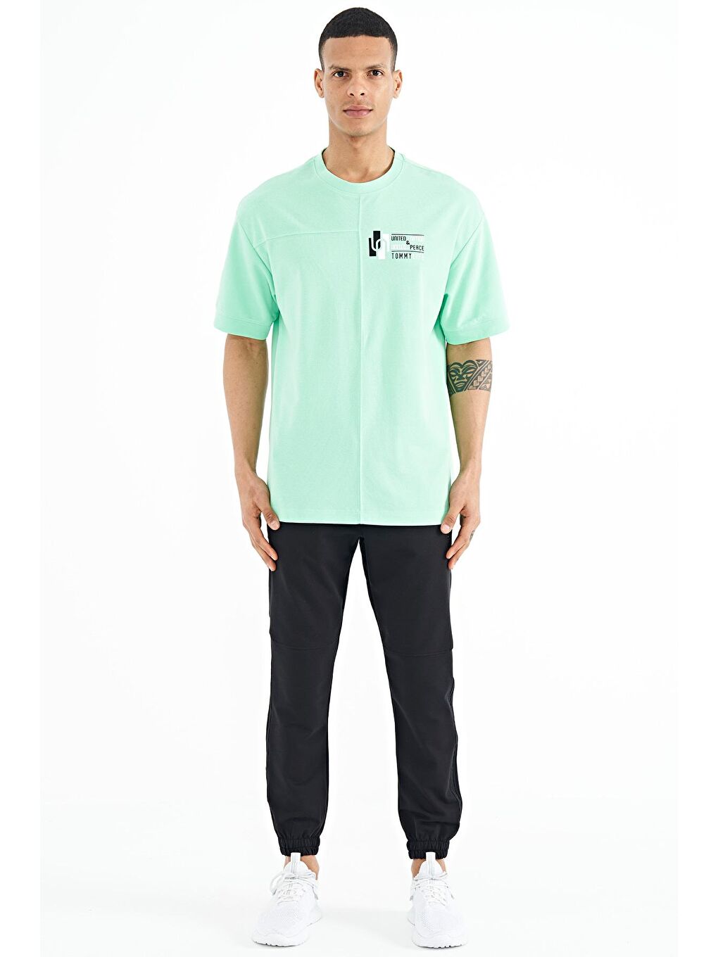 Siyah Fermuar Ceplı Biye Detalı Standart Kalıp Jogger Erkek Eşofman Alt  - 84968-2