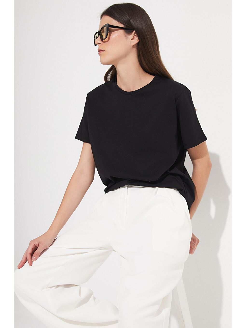 Siyah Pamuk Regular/Normal Kalıp Kısa Kollu Basic Bisiklet Yaka Örme Tişört-2