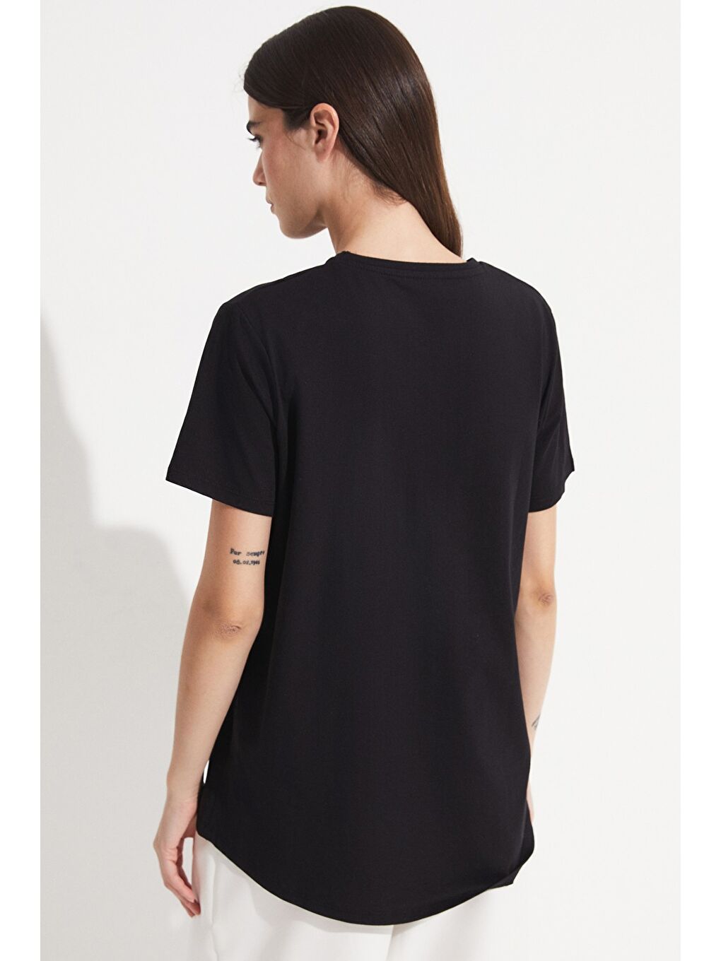 Siyah Pamuk Regular/Normal Kalıp Kısa Kollu Basic Bisiklet Yaka Örme Tişört-4