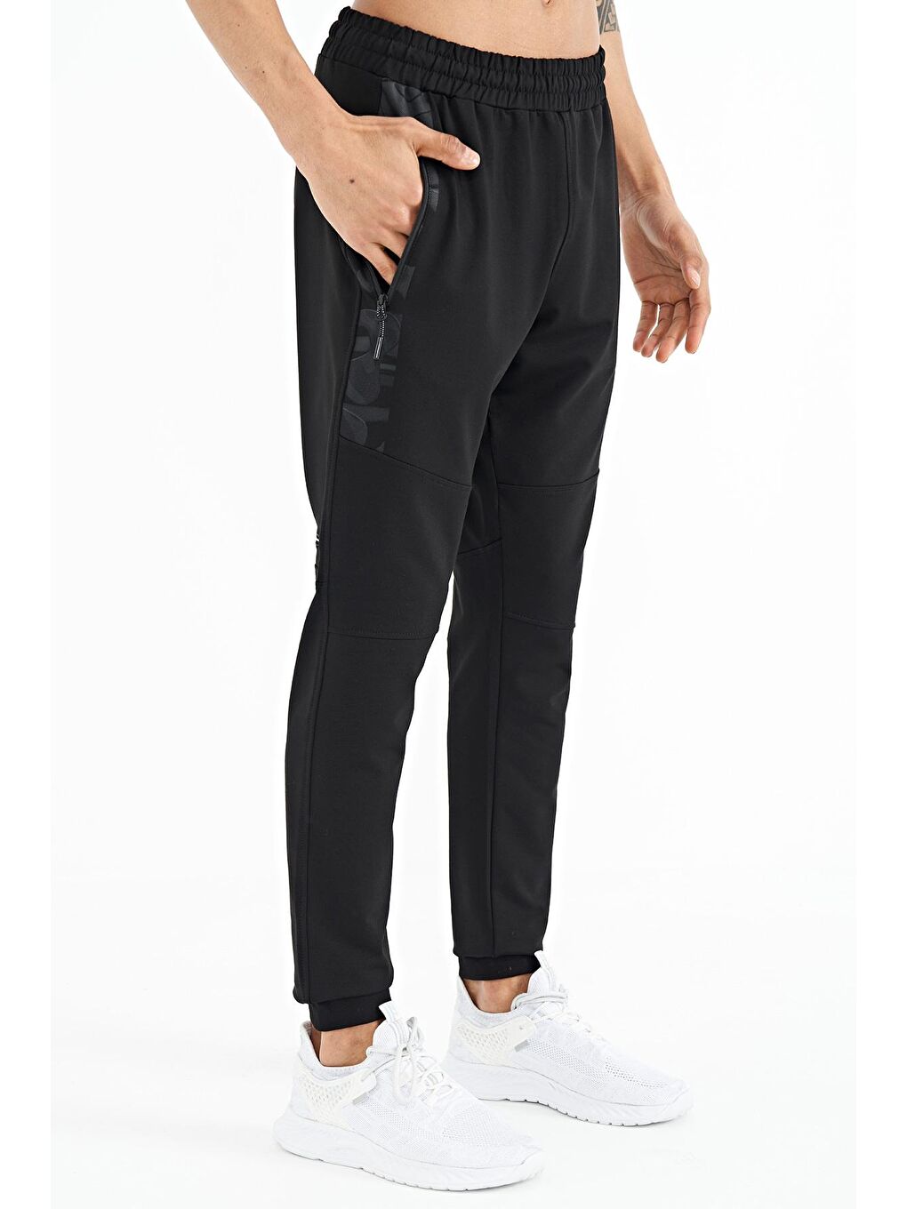 Siyah Yan Baskı Detaylı Standart Kalıp Erkek Jogger Eşofman Alt - 84965-4