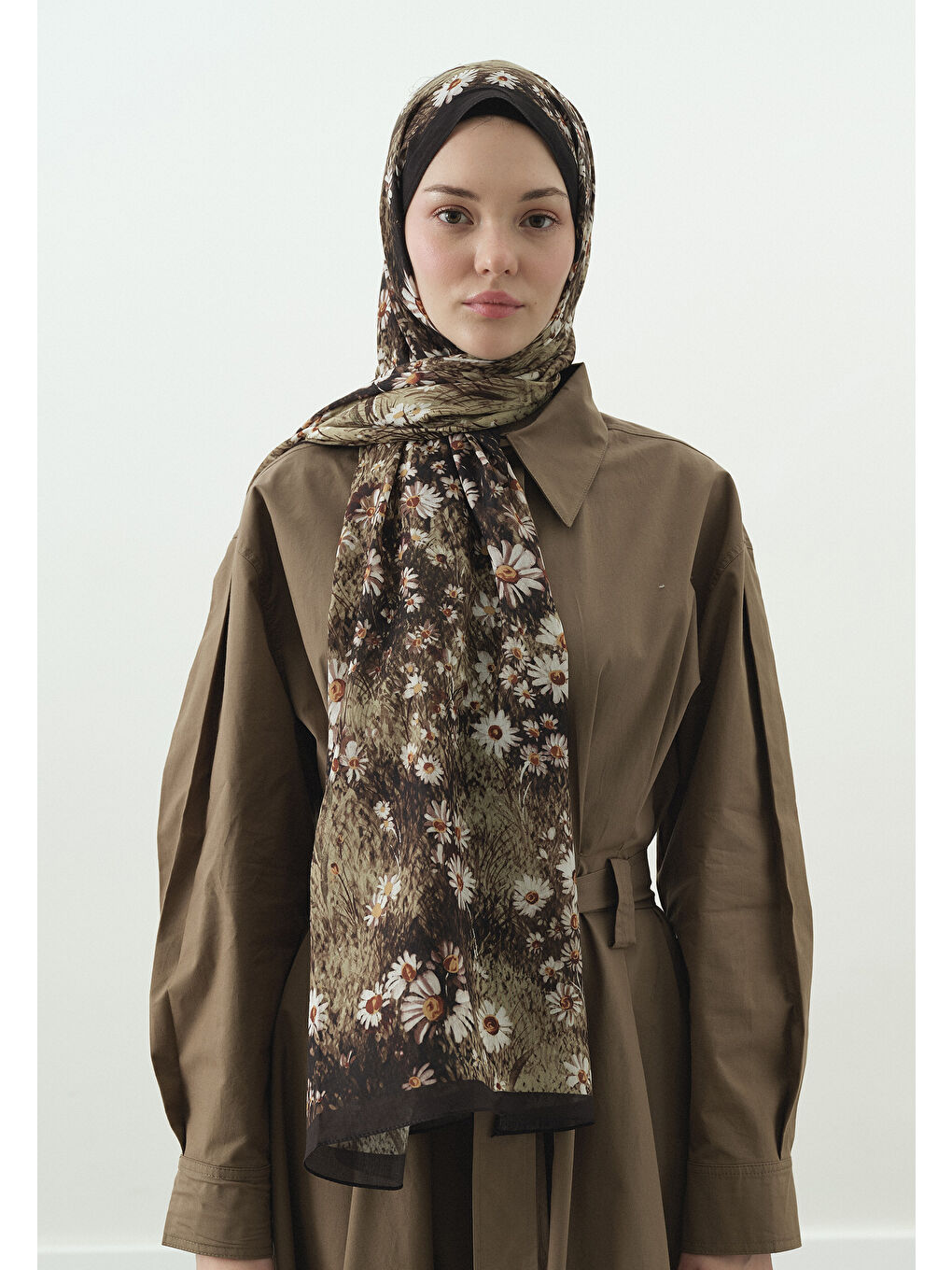 Bej Vizon Tıny Daısy Desenli Pamuk Viskon Şal-1