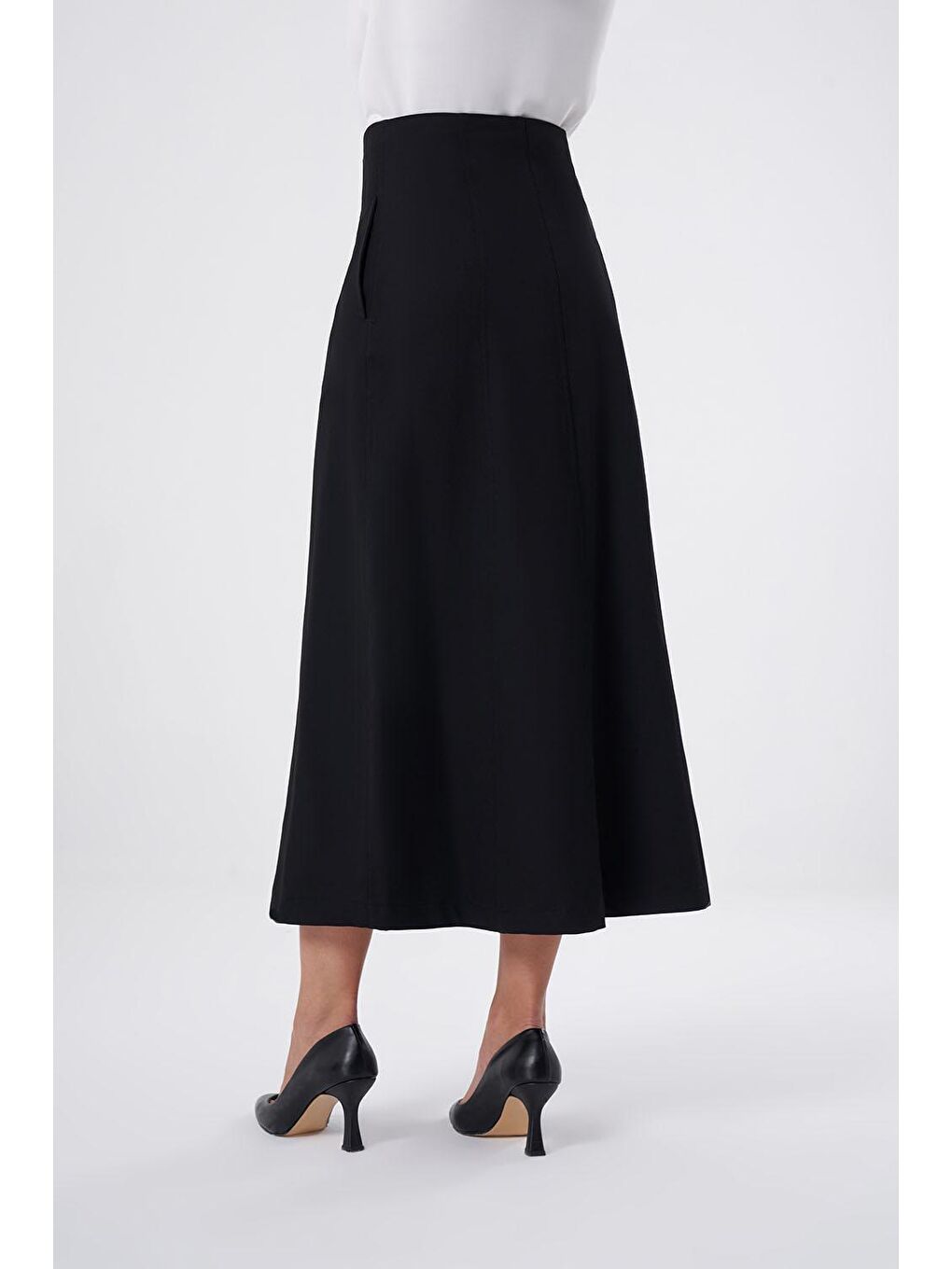 Önden Bağlamalı Siyah Etek-3