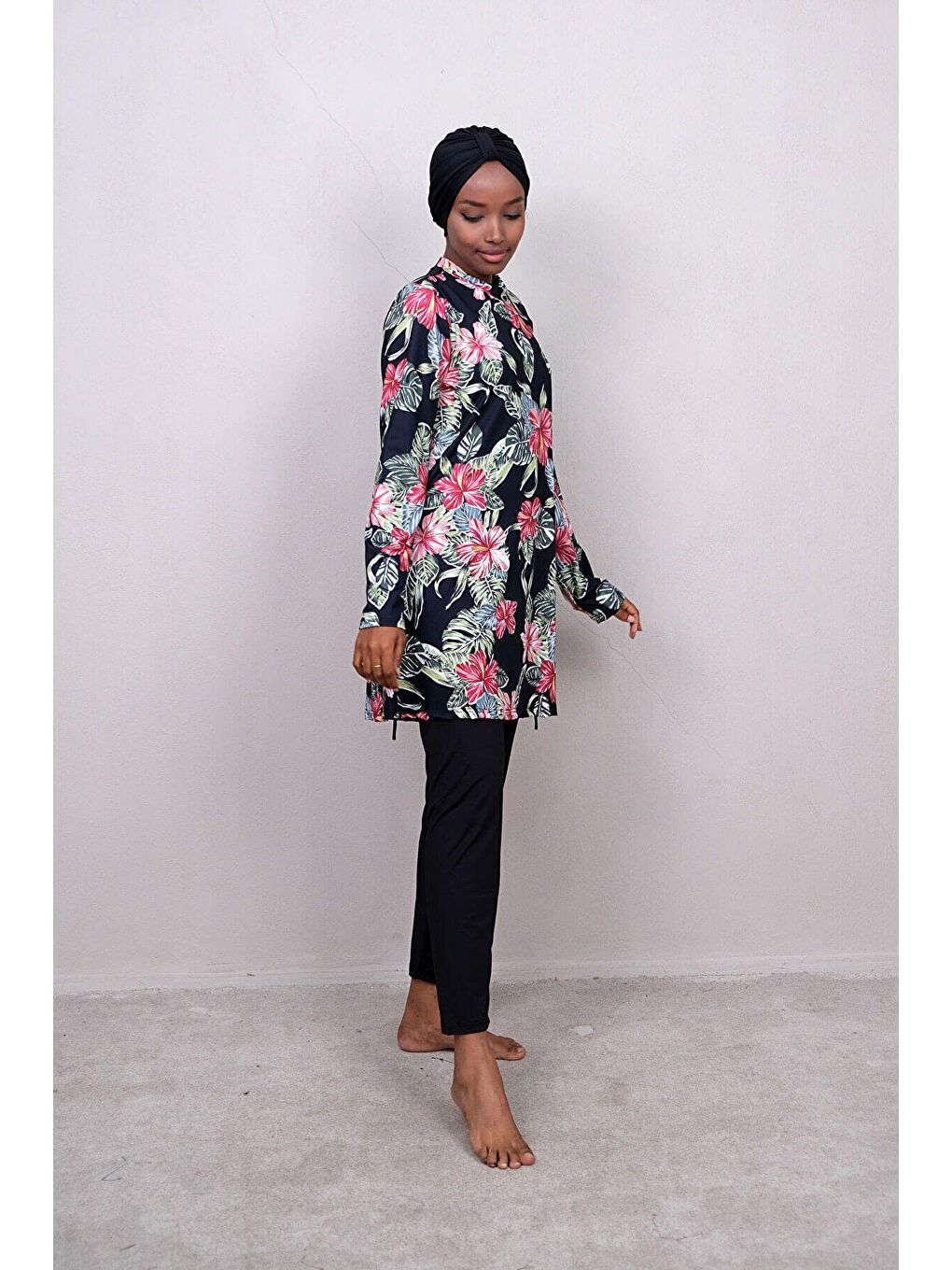 Siyah Tam Kapalı Tesettür Mayo M2241-1