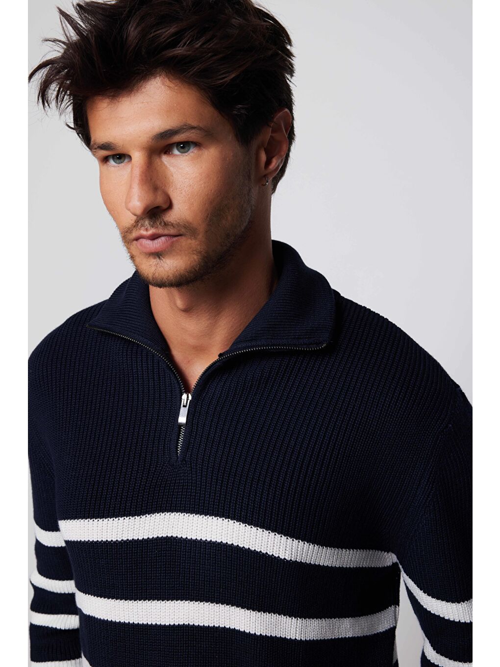 Karışık Erkek Slim Fit Fermuarlı Dik Yaka Çizgili Pamuklu Kazak