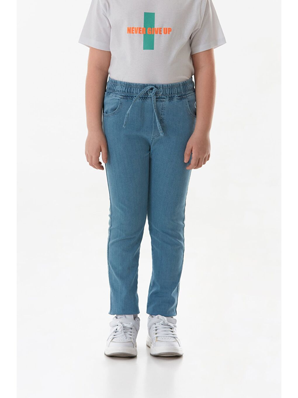 Mavi Beli Lastikli Erkek Çocuk Pantolon