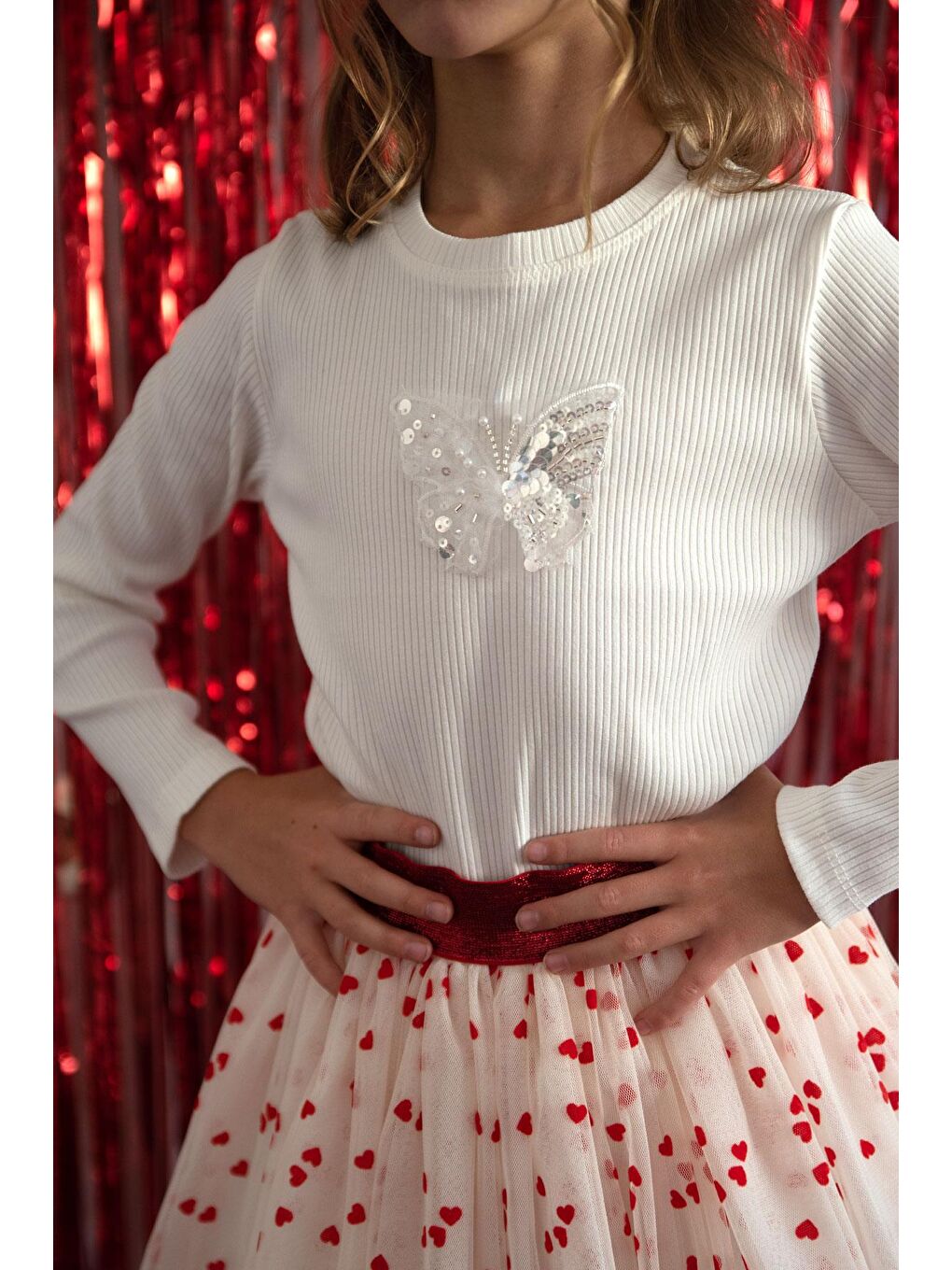 Kız Çocuk Uzun Kollu Tişört Kelebek Arma Detaylı Pullu İncili Ekru (8-14 Yaş)-1