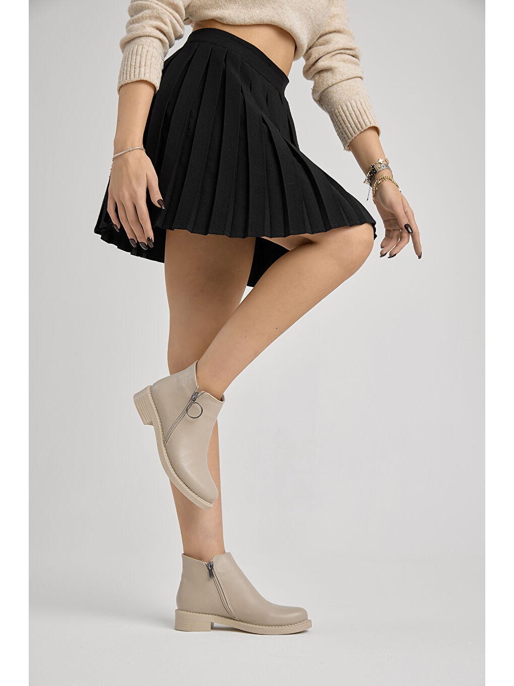 Kadın Bej Cilt Kalın Termo Taban Yanı Fermuar Detaylı Bot-2