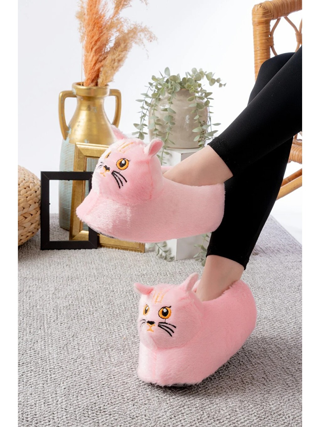 Pembe Kedi Figürlü Pelüş Panduf Ev Pandufu Unisex-1