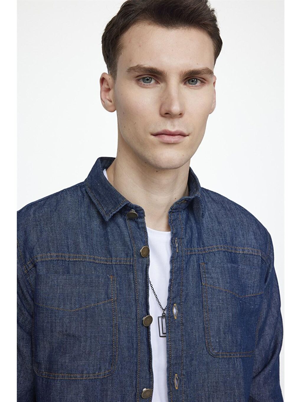 Slim Fit Önü Parçalı Çift Cepli Pamuklu Denim Erkek Lacivert Jean Gömlek-1