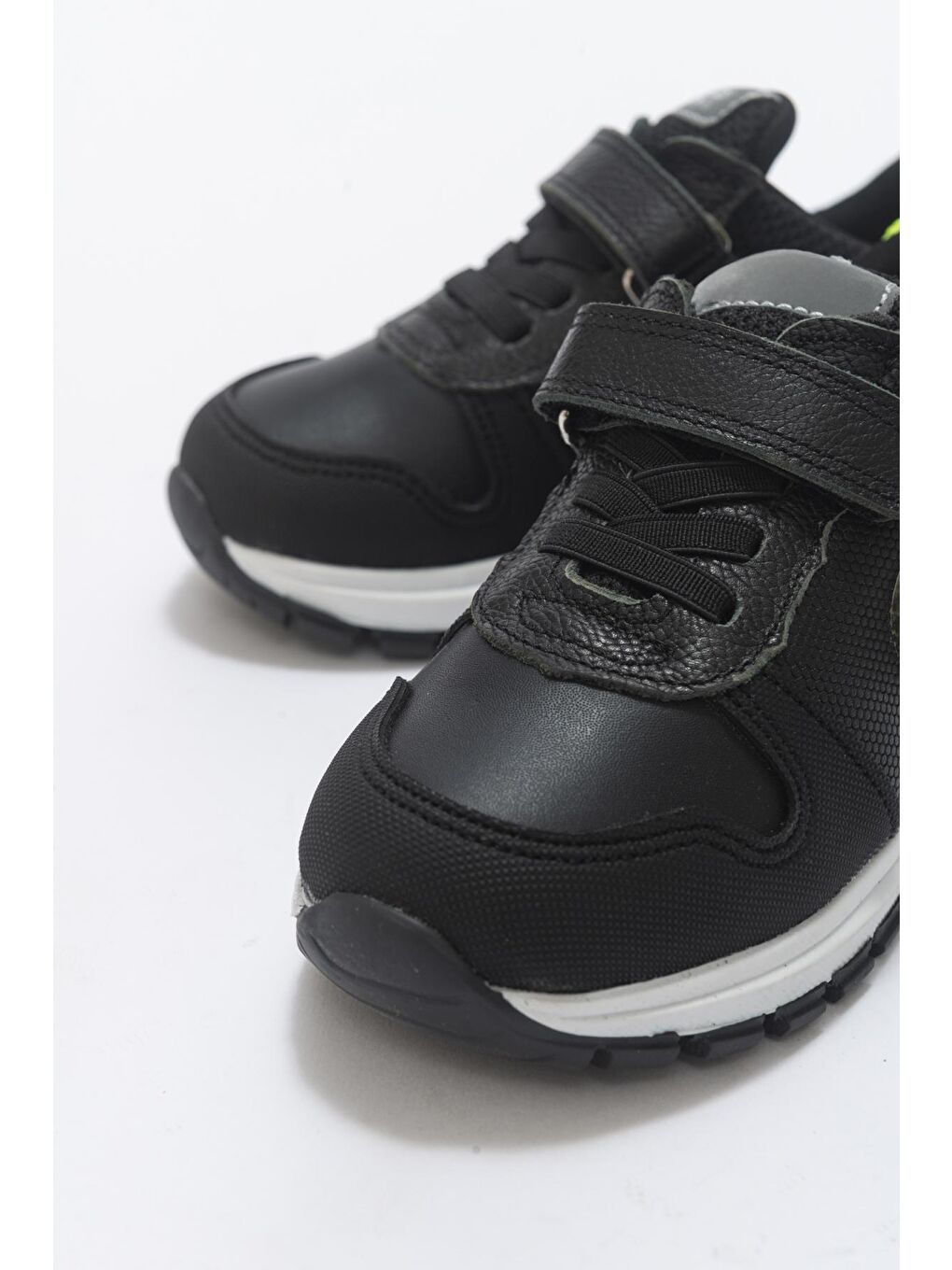 Erkek Çocuk Siyah Hakiki Deri Anatomik Günlük Ayakkabı-1