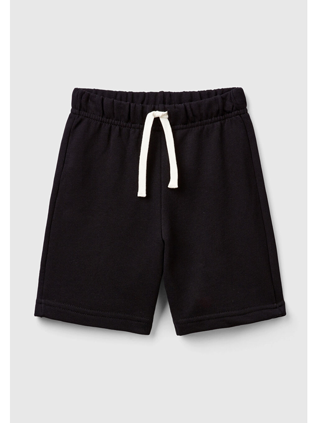 Erkek Çocuk Siyah Arka Cebi Logolu Sweat Şort