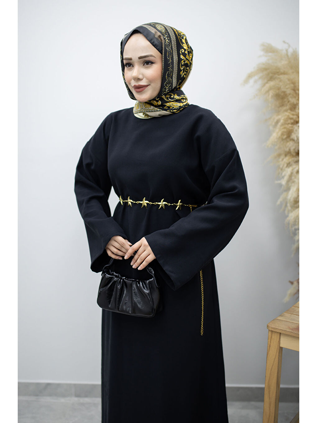 Zincir Kemerli Elbise TSD260191 Siyah-1