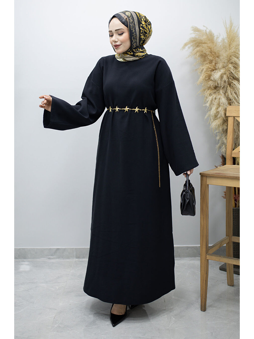 Zincir Kemerli Elbise TSD260191 Siyah-4