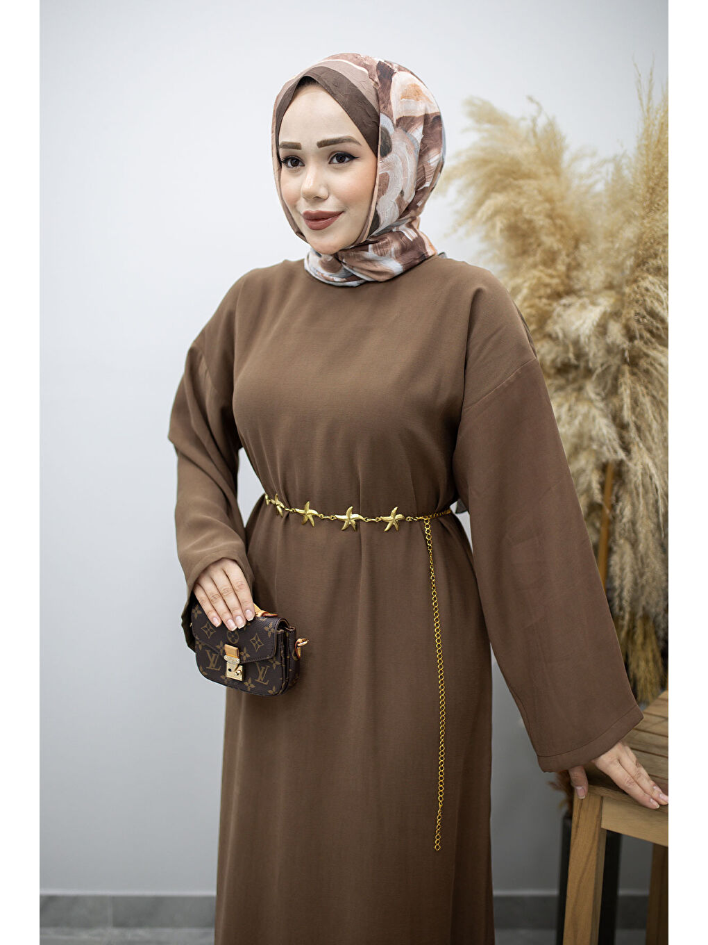 Zincir Kemerli Elbise TSD260191 Kahverengi-1