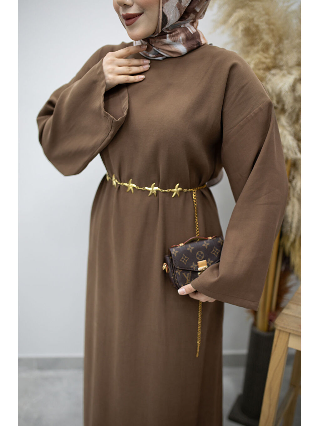 Zincir Kemerli Elbise TSD260191 Kahverengi-3