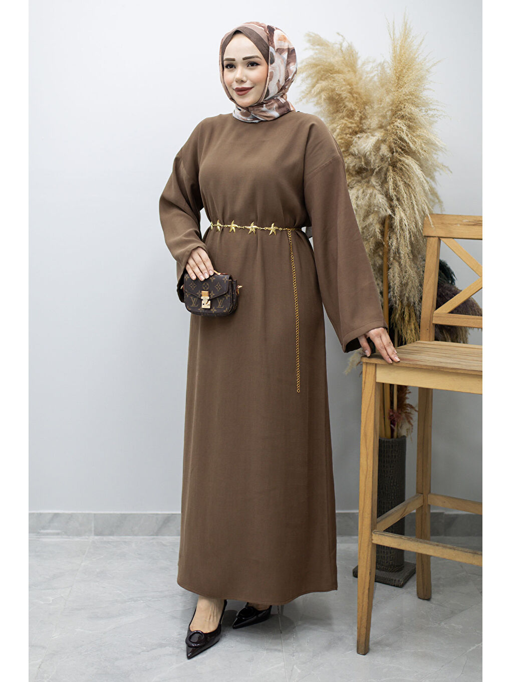 Zincir Kemerli Elbise TSD260191 Kahverengi-4