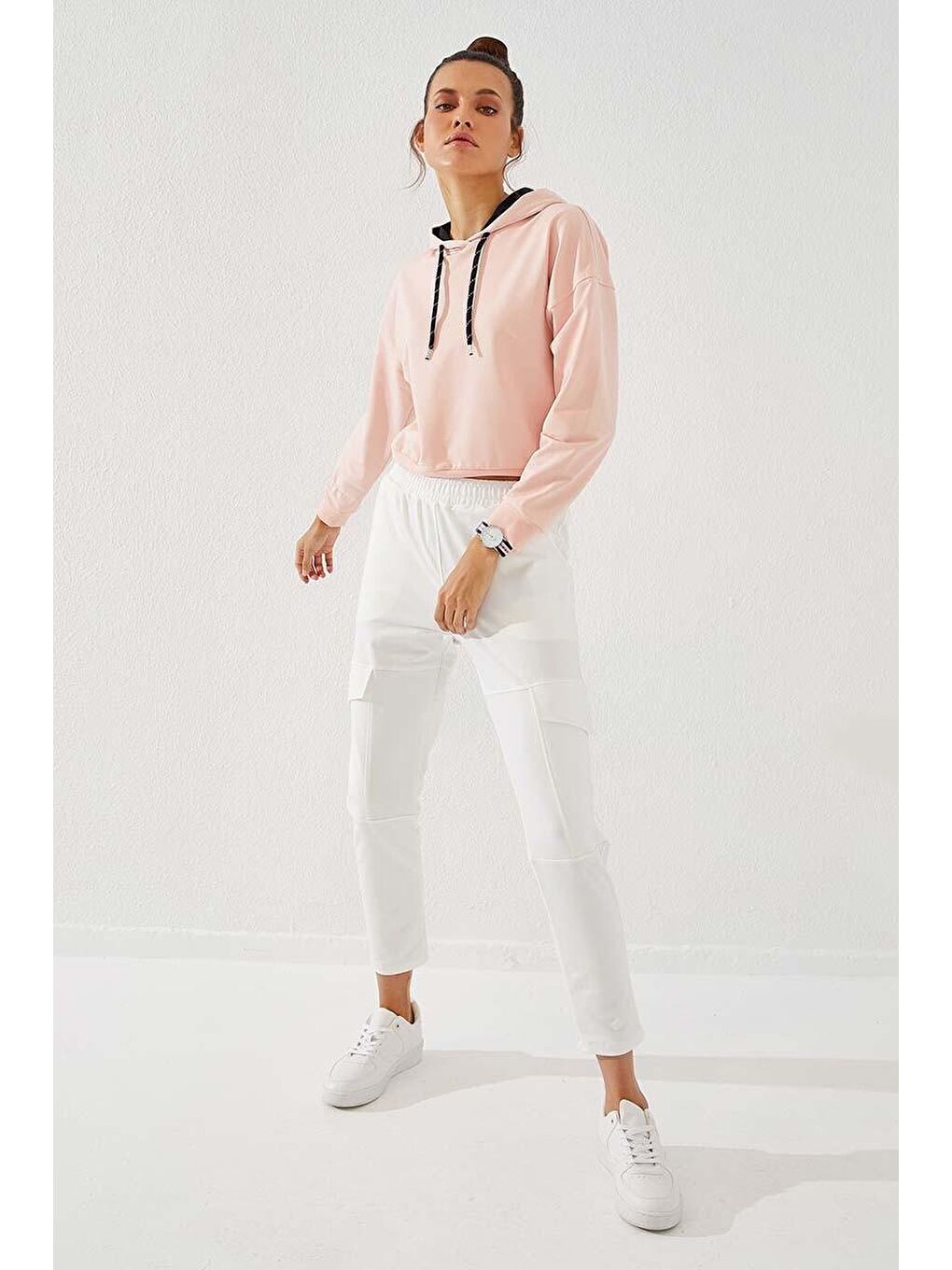 Ekru Yüksek Bel Kargo Cep Rahat Form Dar Paça Kadın Eşofman Alt - 94588-2