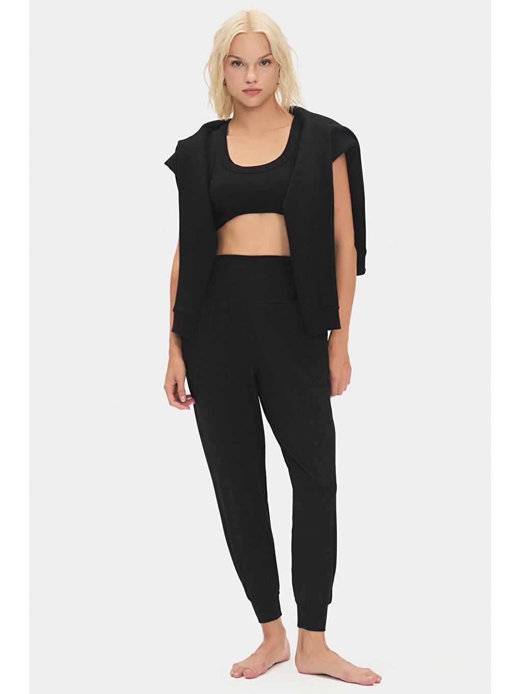 Siyah Kadın Pamuklu Kalın Askılı Crop Top Tank-4