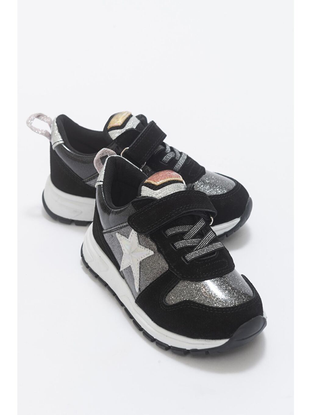 Kız Çocuk Siyah Hakiki Deri Anatomik Günlük Ayakkabı