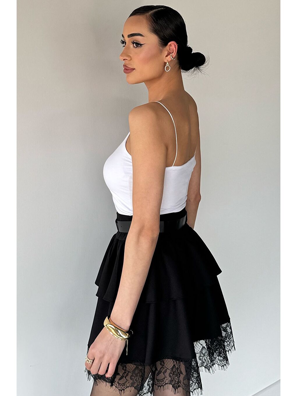 Siyah Kadın Kemerli Kat Kat Şort Etek-3