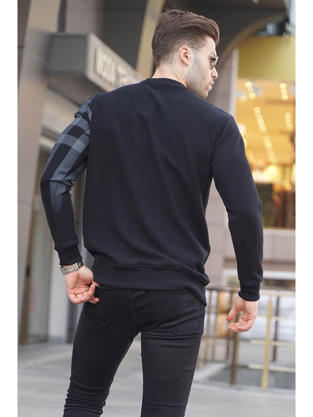 Siyah Bisiklet Yaka Baskılı Sweatshirt 6031-1