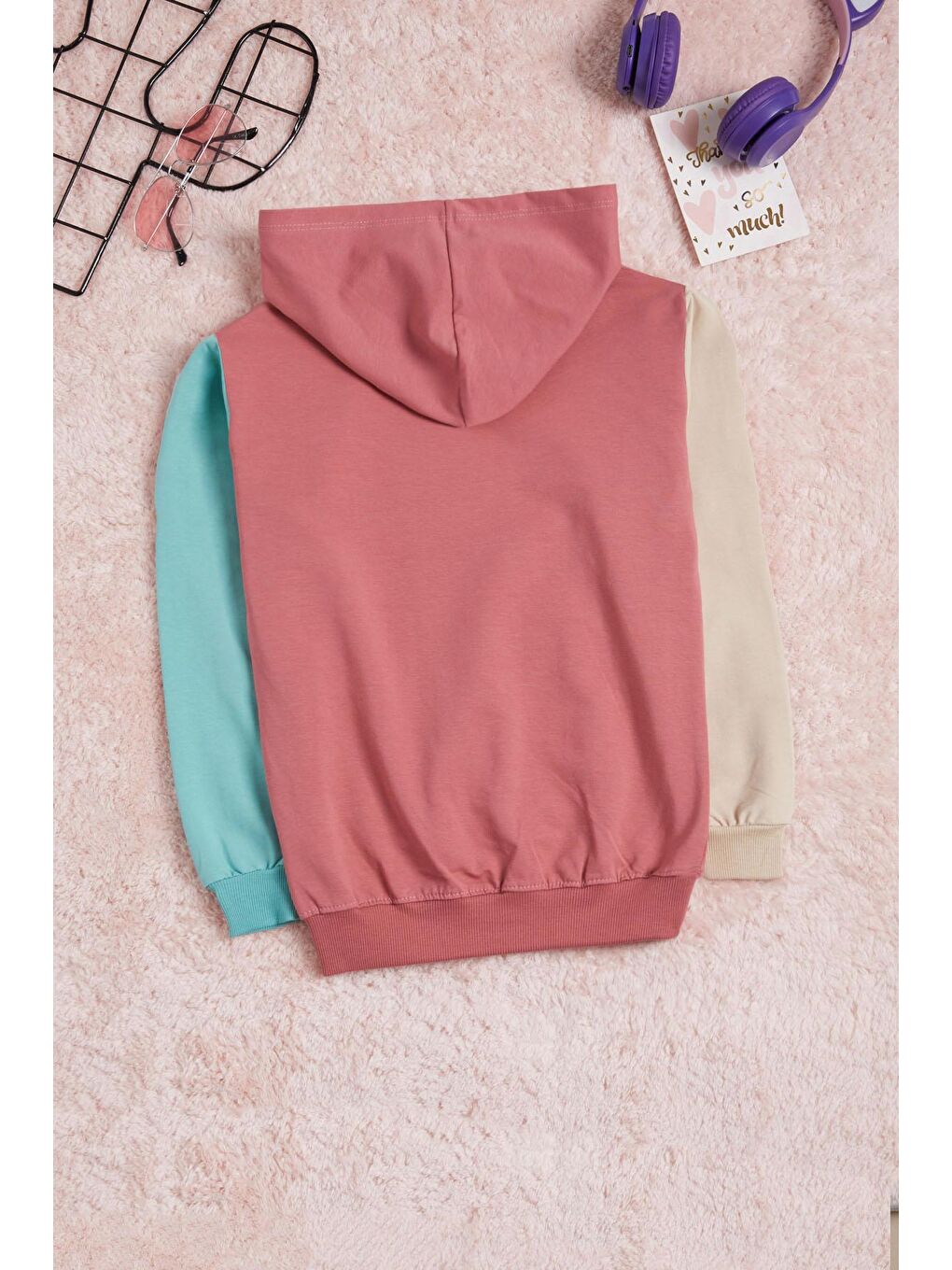 Pembe Gül Kurusu Yazı Baskı Renkli Kollu Kapüşonlu Kız Çocuk Sweatshirt 16299-2